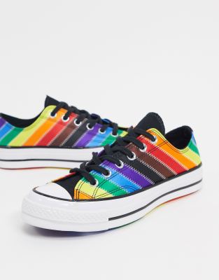 chuck taylor pride low top