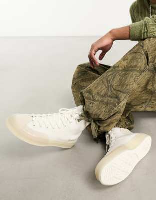 Converse Logo Patch High Upper Board Shoes In White