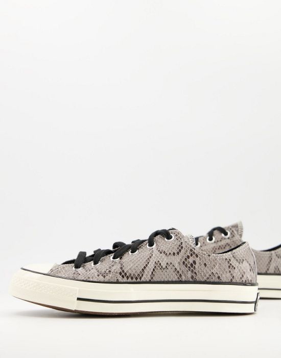 https://images.asos-media.com/products/converse-chuck-70-ox-archive-reptile-leather-sneakers-in-dark-gray/201230057-1-grey?$n_550w$&wid=550&fit=constrain