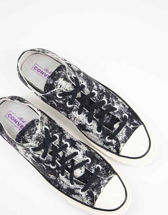 https://images.asos-media.com/products/converse-chuck-70-ox-surface-fusion-jacquard-sneakers-in-black/200455732-4?$n_550w$&wid=550&fit=constrain