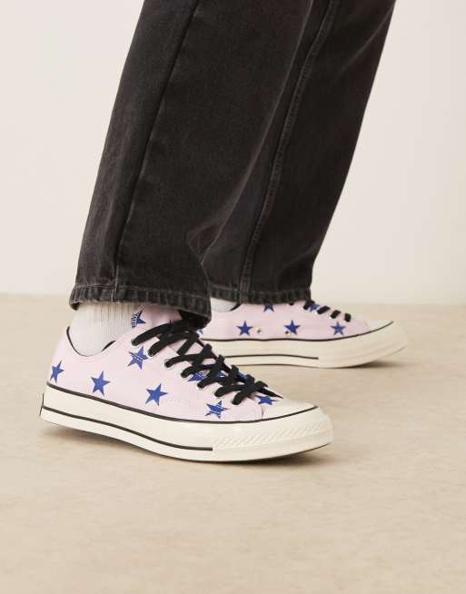 Converse Chuck 70 Ox trainers with star print in pink, 2 of 5