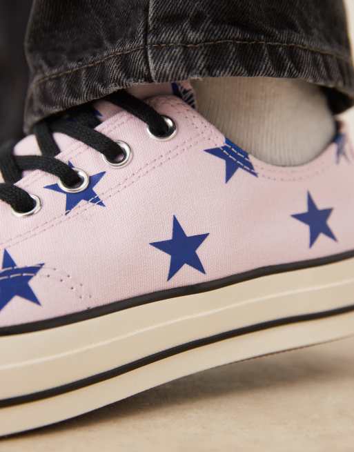 Converse Chuck 70 Ox trainers with star print in pink, 3 of 5