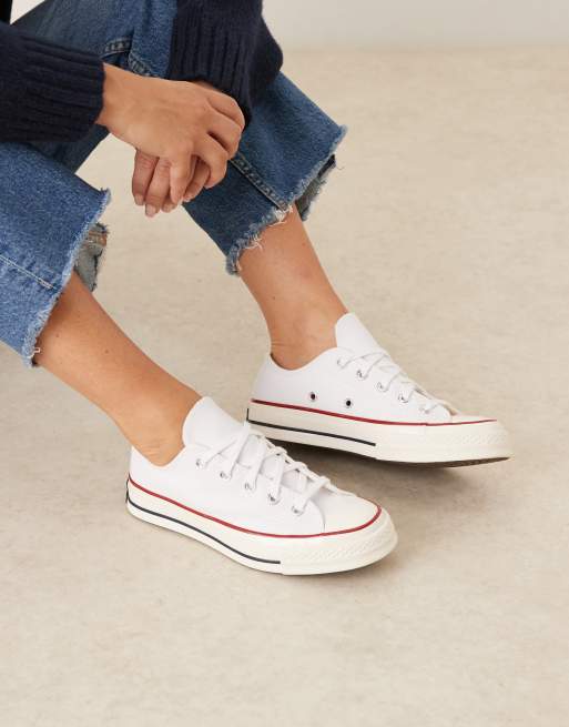 Converse - Chuck 70 Ox Wide Fit - Hvide sneakers i kanvas i vintage-stil