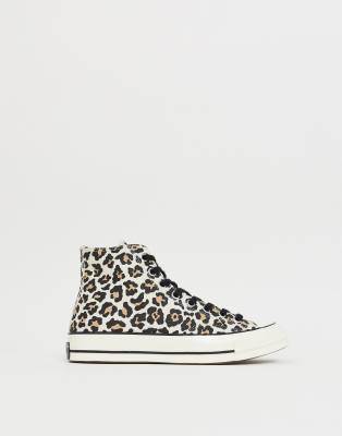 converse chuck 70 plimsolls in cheetah print