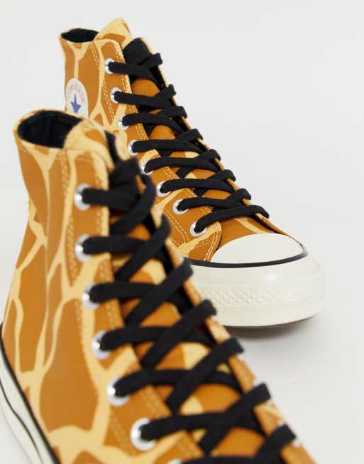 Giraffe 2024 print converse