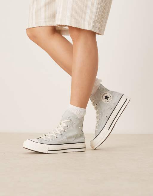 Converse – Chuck 70s Hi – Knöchelhohe Sneaker in Blau mit Sternen-Print