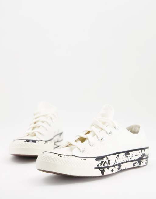 Converse - Chuck 70's Ox - Sneakers met bloemenprint op de zool in wit