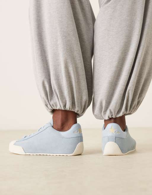 Converse Chuck Lo Pro sneakers in light blue , 3 of 5