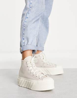 cheap athletic sneakers