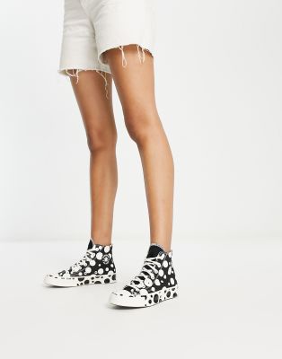 black spotty converse