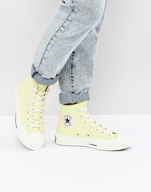 Grey converse with outlet yellow laces