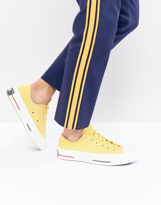 converse low cut yellow