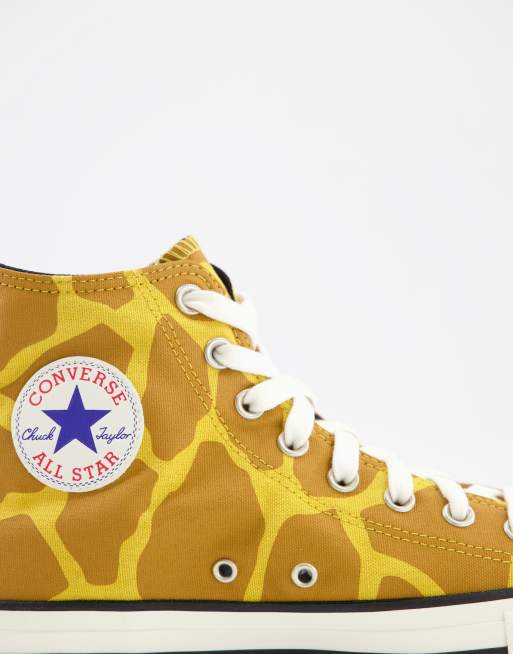 Giraffe cheap print converse