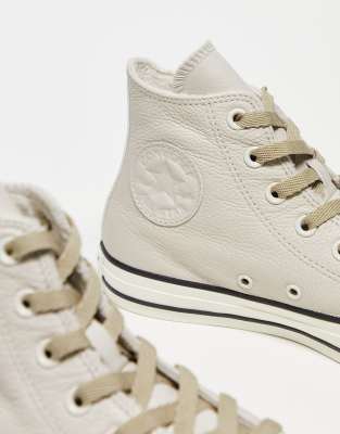 converse moumout