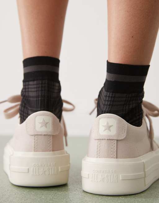 Converse Chuck Taylor All Star Cruise Sneaker in beige 