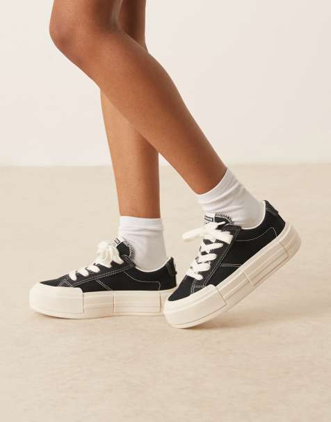 Converse – Chuck Taylor All Star Cruise – Svarta och vita sneakers i unisex-modell - view 1