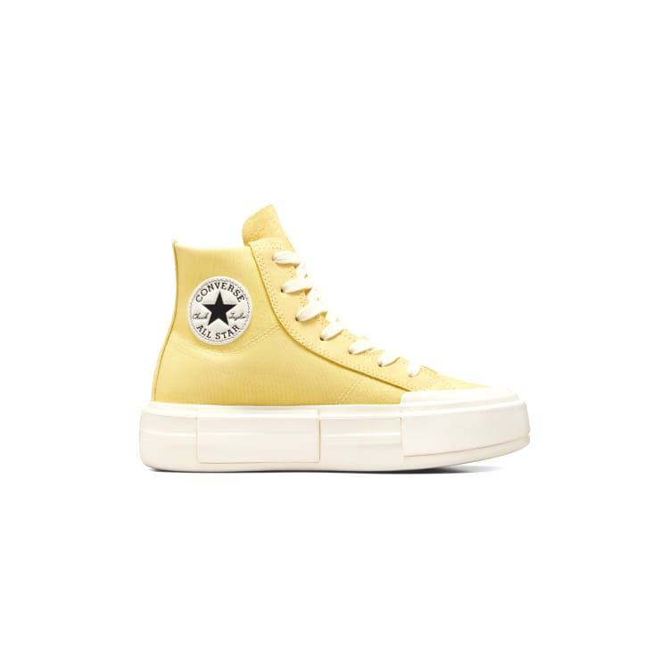 Gold chuck outlet taylors