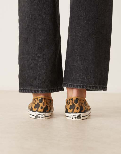 Converse Chuck Taylor - All Star Dainty - Ballerina's met koeienprint in bruin, 3 van 5
