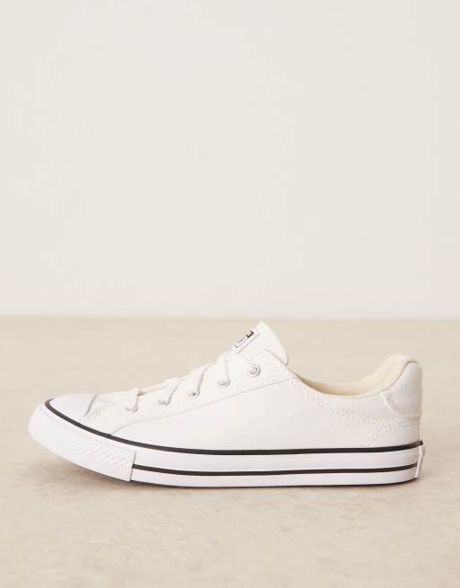 Converse Chuck Taylor All Star Dainty Lucky sneakers in white, 2 of 5