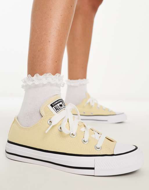 Cream converse on sale low tops