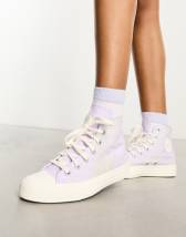 Converse Chuck Taylor All Star Heart Embroidery Sneakers