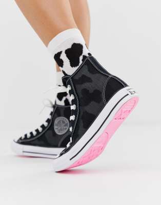 black mesh converse