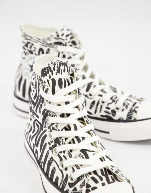 Tiger print outlet converse