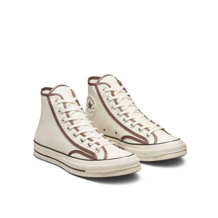 cream converse shoes