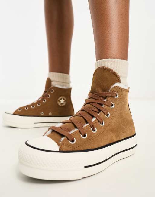 Converse Chuck Taylor All Star Lift Baskets montantes en daim avec doublure en fausse fourrure Marron ch tain et cr me