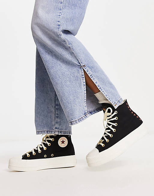 Converse - Chuck Taylor All Star Lift Hi - Sneakers alte nere con ricamo di cuori