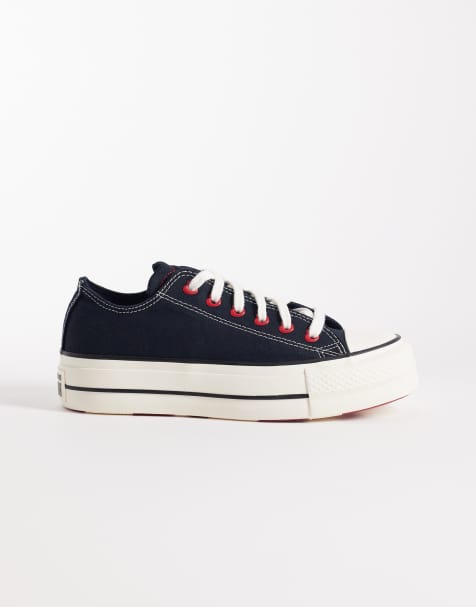 Converse Chuck Taylor - All Star Lift Ox - Hoge sneakers met hartdetail en plateauzool in zwart - view 1