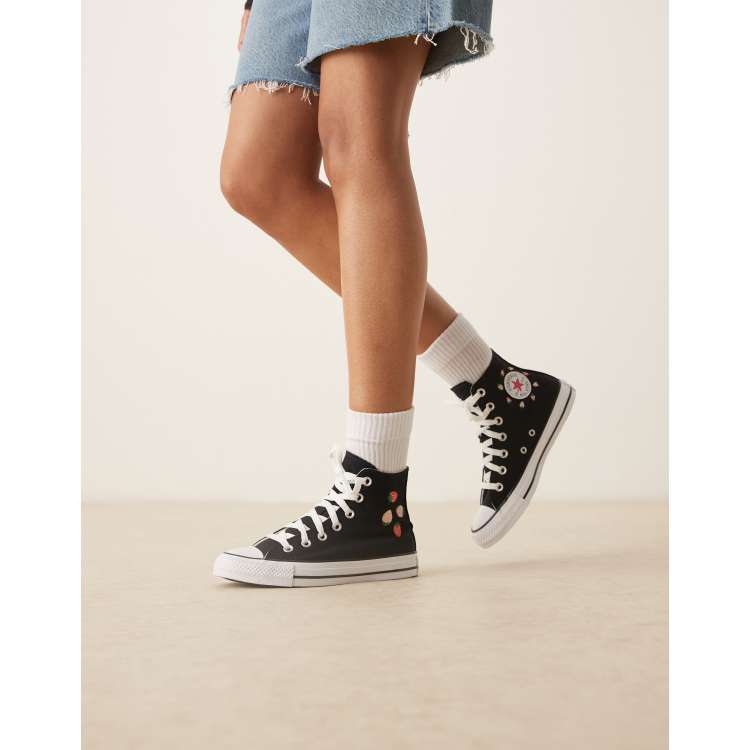 Converse Chuck Taylor All Star Lift sneakers in black with