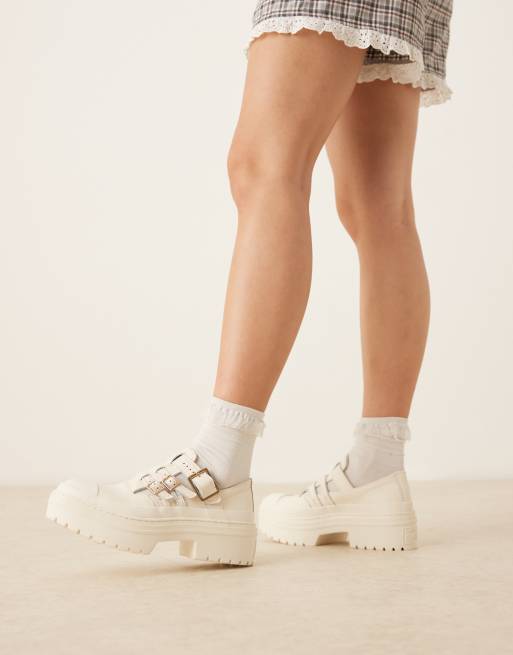 Converse Chuck Taylor All Star Lugged Heel Mary Jane Platform in white, 3 of 4