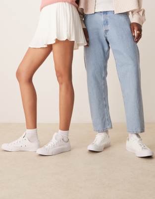 Converse Chuck Taylor All Star Ox trainers in white mono - ASOS Price Checker