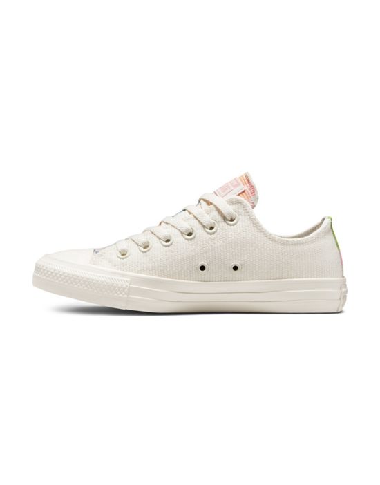 https://images.asos-media.com/products/converse-chuck-taylor-all-star-ox-crafted-folk-canvas-sneakers-in-egret/202284408-2?$n_550w$&wid=550&fit=constrain