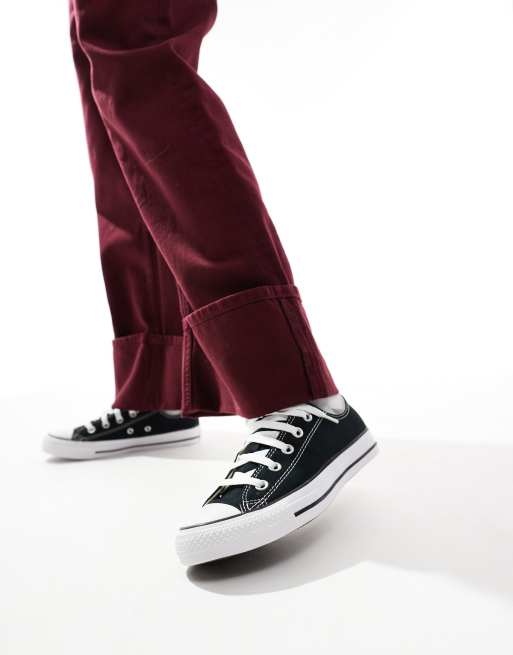 Converse – Chuck Taylor All Star Ox – Svarta sneakers med bred passform