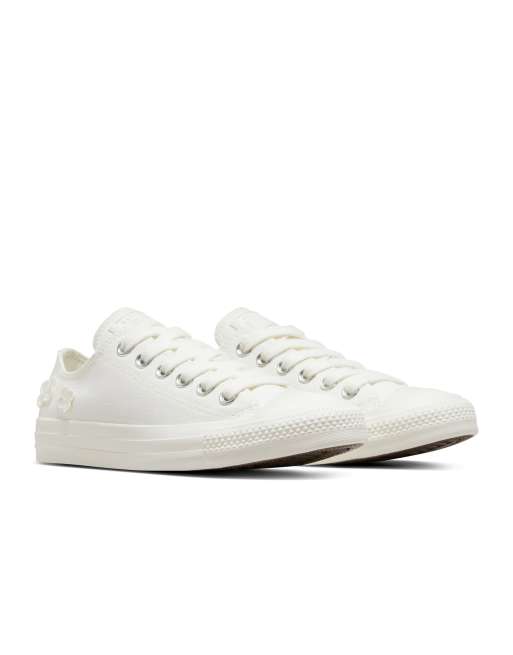 Converse Chuck Taylor All Star sneakers with flower embroidery in white, 5 of 5