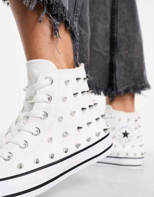 Studded hot sale converse white