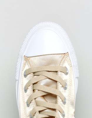 converse blanche bout doré