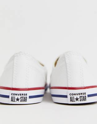 chuck taylor dainty converse white