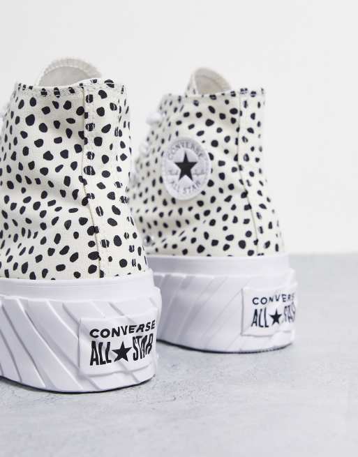 Converse Chuck Taylor Hi - Sneakers med dobbelt plateau-sål og polkaprikker, 3 af 4