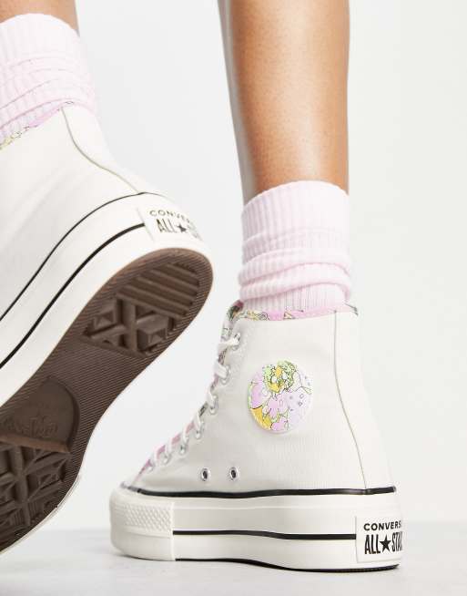 Converse blanche 2025 a fleur