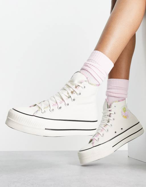 Baskets Plateforme Chuck Taylor Lift blanches pour femmes