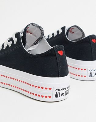 Converse – Chuck Taylor Lift – Czarne buty sportowe z serduszkiem na  platformie | ASOS