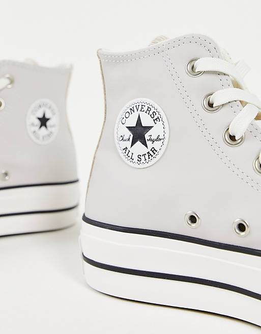 Sportswear Converse Chuck Taylor Lift platform trainers in off white 