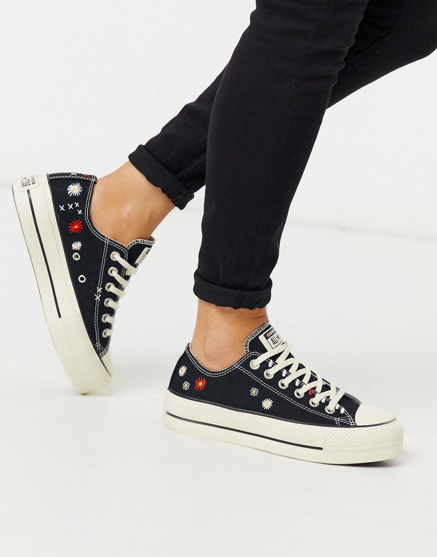 Converse – Chuck Taylor Lift – Svarta platåsneakers med broderad blomma