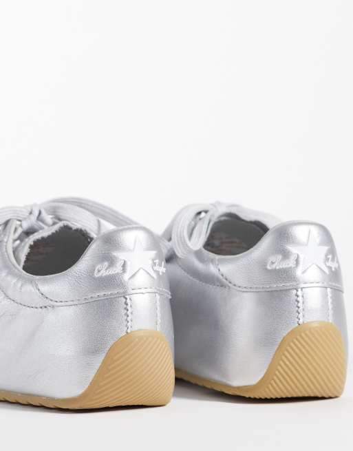 Converse Chuck Taylor Lo ASOS Exclusive trainers with double lace in silver, 4 of 5
