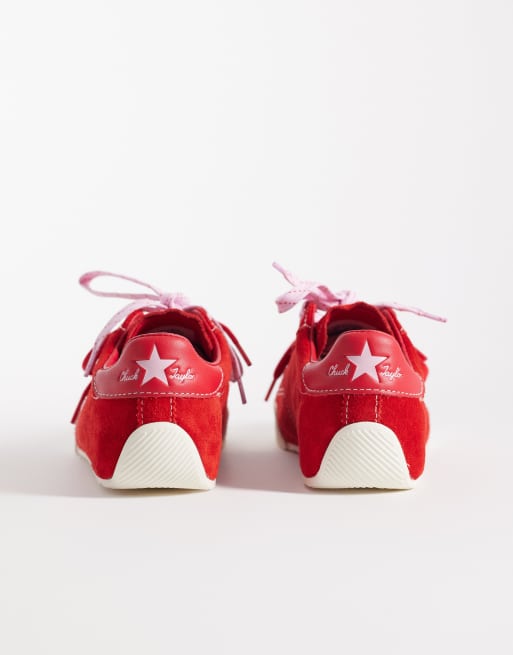 Converse – Chuck Taylor Lo – Sneaker in Rot mit zwei Paar Schnürsenkel, 3 von 5