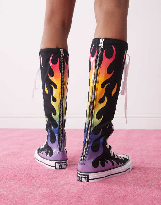 Converse – Chuck Taylor Pride All Star – Knee Hi – Sneaker in Schwarz mit bunter Flamme, 4 von 5