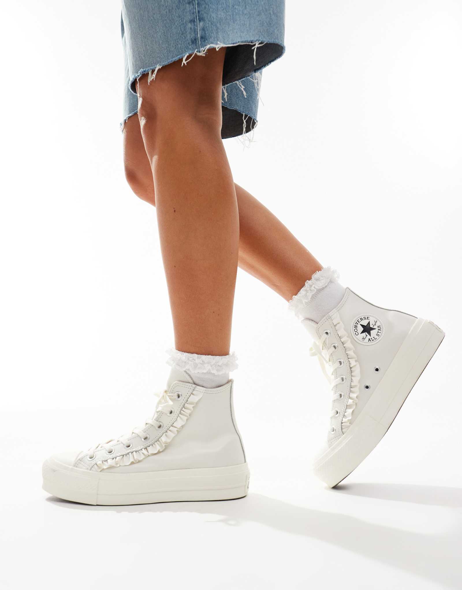 Кроссовки Converse Chuck Tayor All Star Lift белого цвета